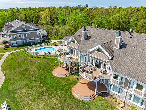 4th image of 6040 Pine Lake Club Dr #20/54
