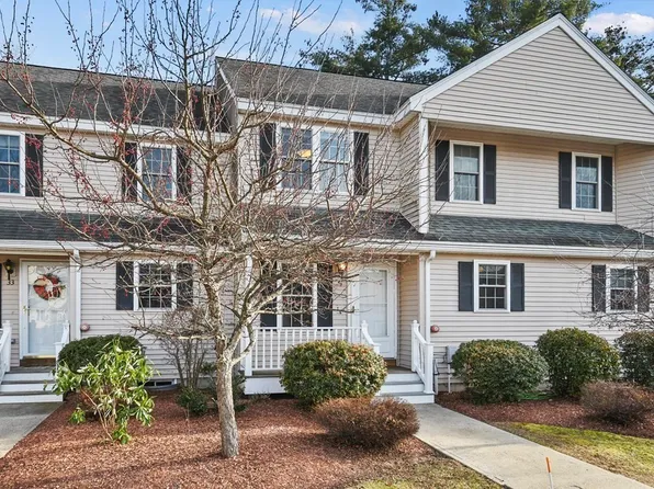 31 Patriot Rd, Fitchburg, MA 01420