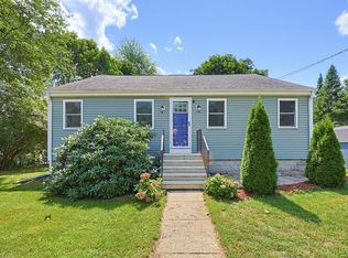 82 Norfolk St, Walpole, MA 02081