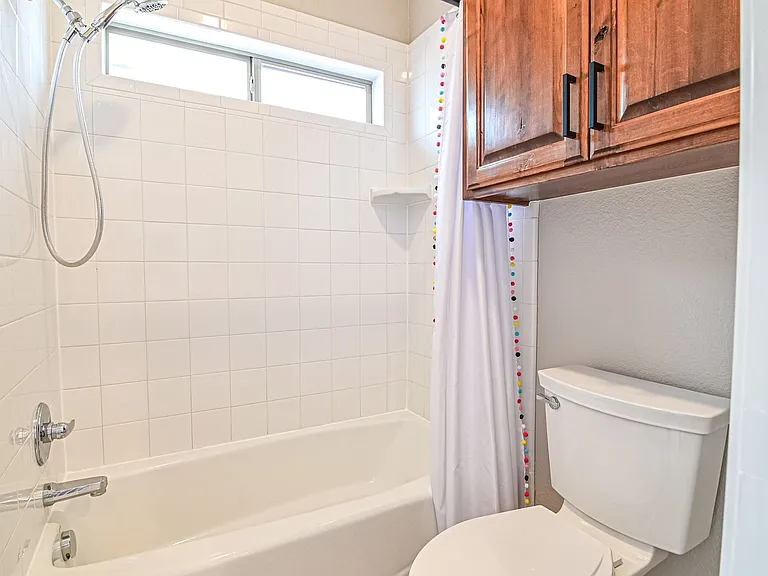 5508 La Jolla Cv — Photo 21