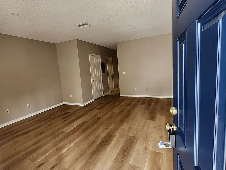 6330 Osprey Lake Cir — Photo 4