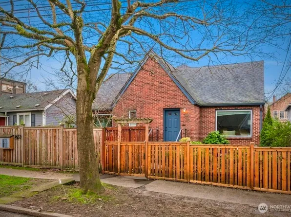 713 26th Avenue #B, Seattle, WA 98122