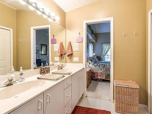5th image of 2059 Leisure St