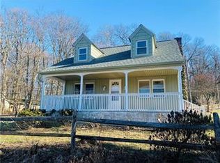 6002 Chestnut Hill Rd, Coopersburg, PA 18036