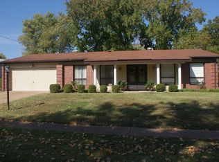 5037 Tealby Ln, Saint Louis, MO