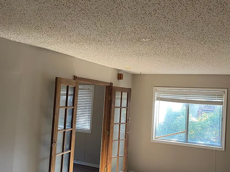 215 N Summit St #217 — Photo 10
