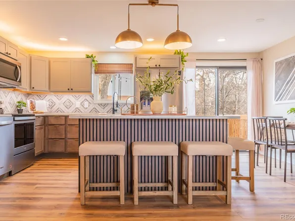 6600 W 74th Place, Arvada, CO 80003