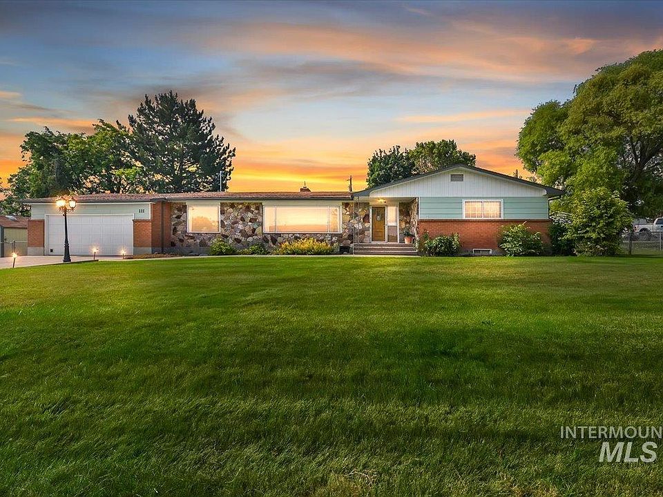 1st image of 111 Palmer Dr