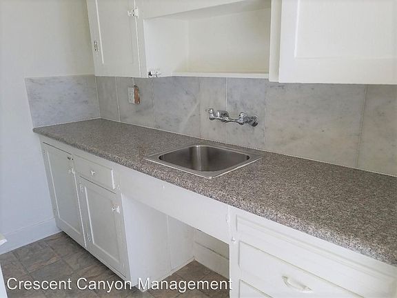 5th image of 1819 N Kingsley Dr APT 311