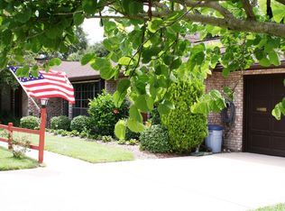 2 Saint Mark Cir, Ormond Beach, FL 32176