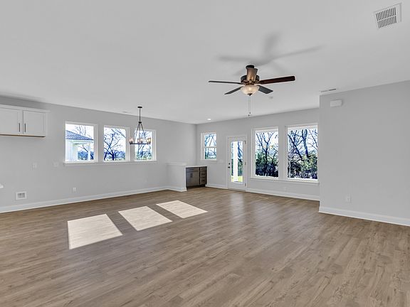 4th image of 1061 Linn Cove Ct Lot 15