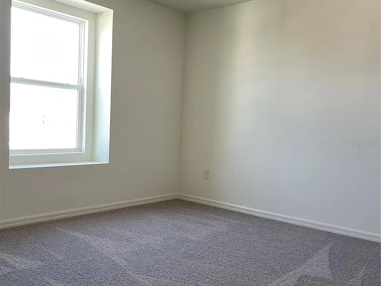 9581 Sandy Bluffs Cir — Photo 6