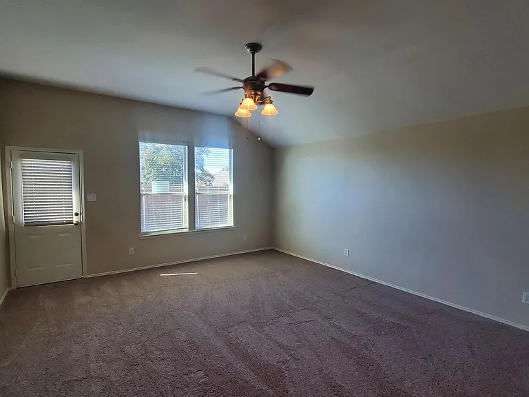 1019 Rumley Rd — Photo 15