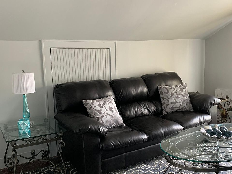 2nd image of 2907 Bon Air Ave #1