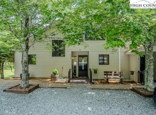 102 Spring Branch Rd APT E, Beech Mountain, NC 28604