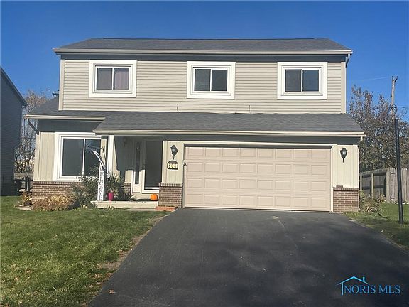 2nd image of 605 Centerfield Dr