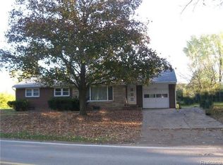 2610 Golf Club Rd, Howell, MI 48843