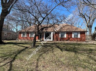 610 NW Ward Rd, Lees Summit, MO 64063