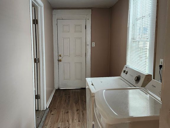 5th image of 2824 Conti St