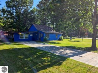 10215 E Madison Rd, Saint Helen, MI 48656