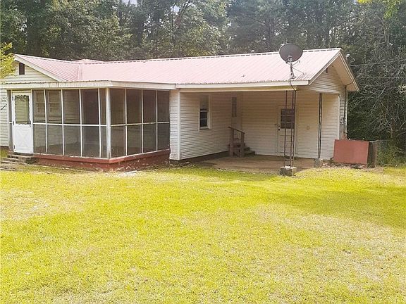 3rd image of 300 Lee Road 186