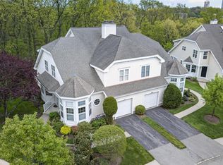 117 Winding Ridge Rd, White Plains, NY 10603