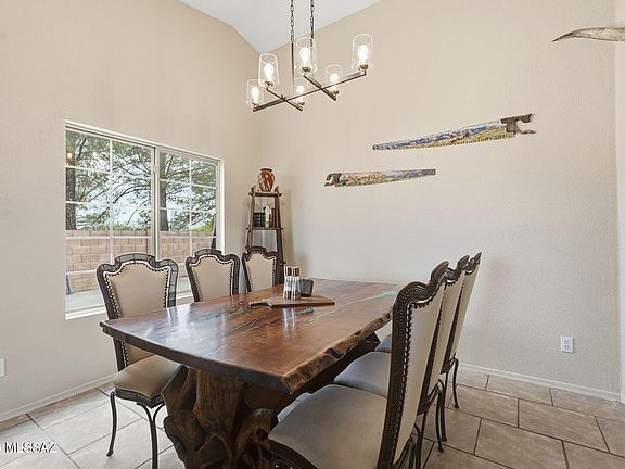 4th image of 1537 W Via De Chapala