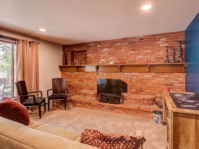 10950 W 71st Pl — Photo 17