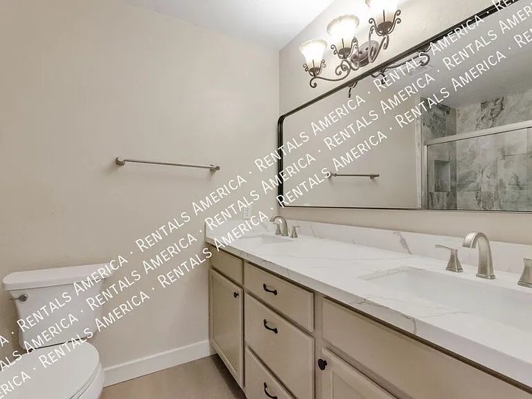 5675 N Camino Esplendora #1105 — Photo 14
