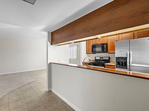 2nd image of 18882 Valley Cir #D