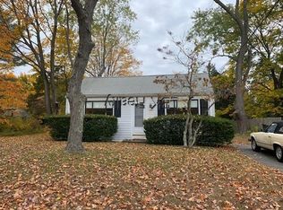 176 Pine St, Natick, MA 01760