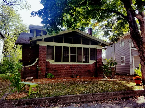 2017 Pine St, Murphysboro, IL 62966