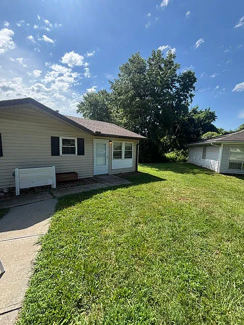 513 NW Westvale Cir #B