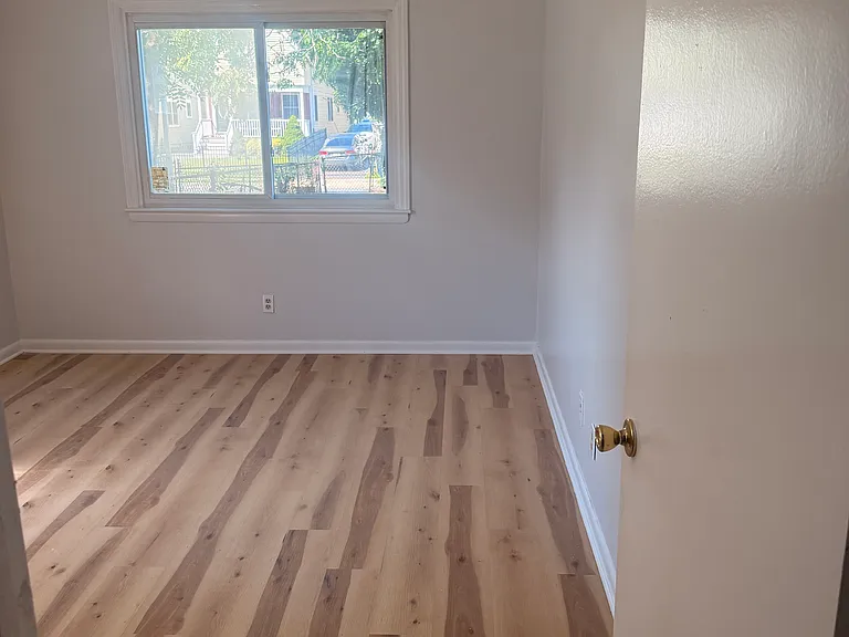 21 Avenue A — Photo 38