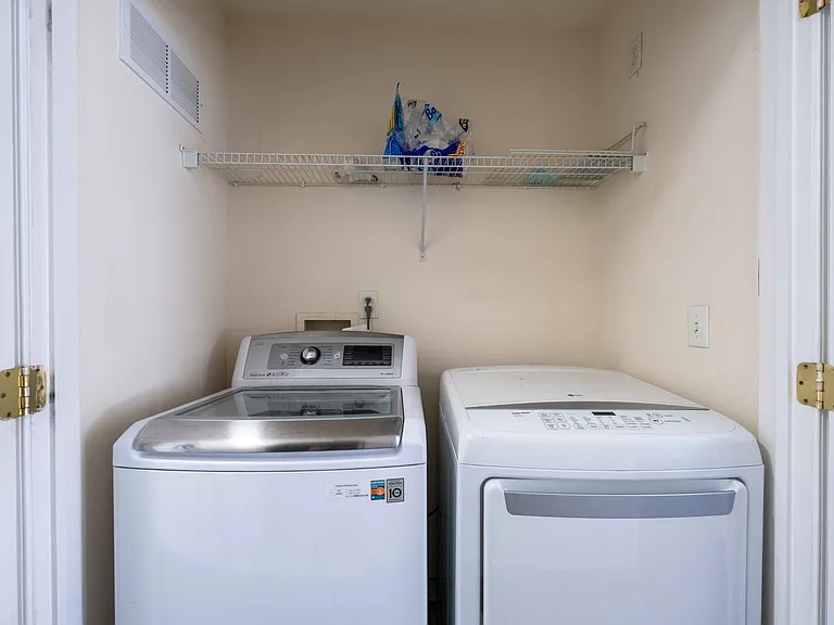 159 Shinnecock Dr — Photo 18