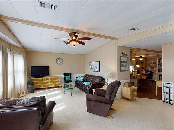 4th image of 6063 Southern Oaks Dr SE