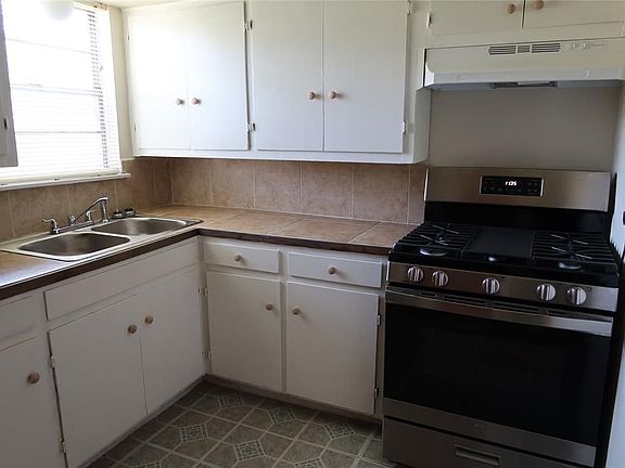 4th image of 10321 Cathedral Dr