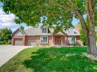 266 Poplar Grove Dr, Vandalia, OH