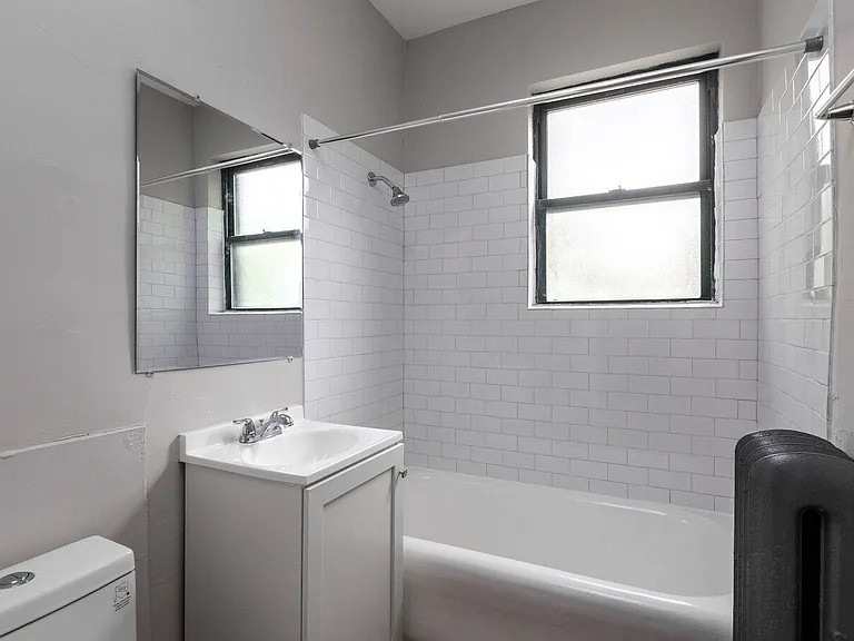 5451 S. Cornell Ave — Photo 5