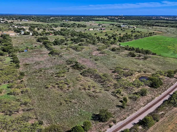 0 Gary St, Bowie, TX 76230
