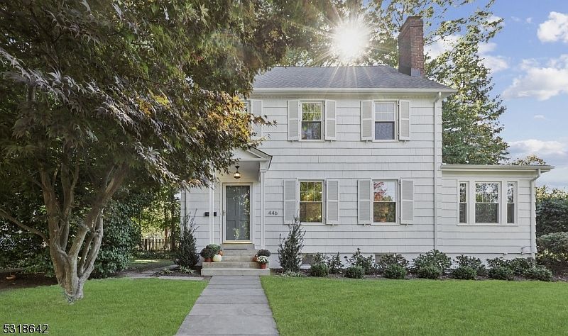 1st image of 446 Richmond Ave