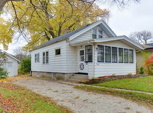 1026 S 89th St, West Allis, WI