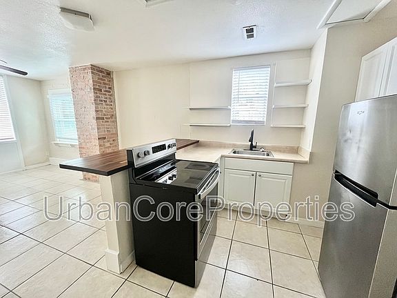 4th image of 380 13th Ave NE