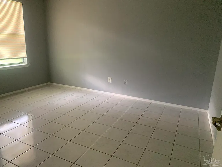 6818 Tiki Ln #3 — Photo 4