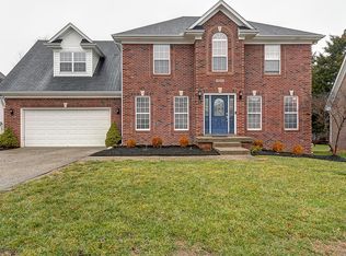 13023 Willow Forest Dr, Louisville, KY