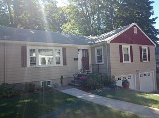 8 Paulman Cir, West Roxbury, MA 02132