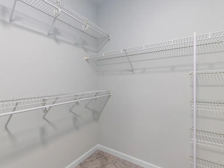 380 Belmont Chase Ct — Photo 31