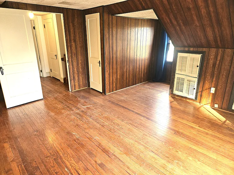 2658 Pulaski Hwy — Photo 9