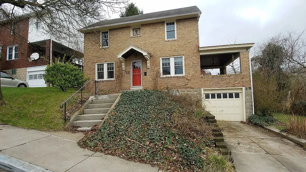 1675 Hillsdale Ave photo 1