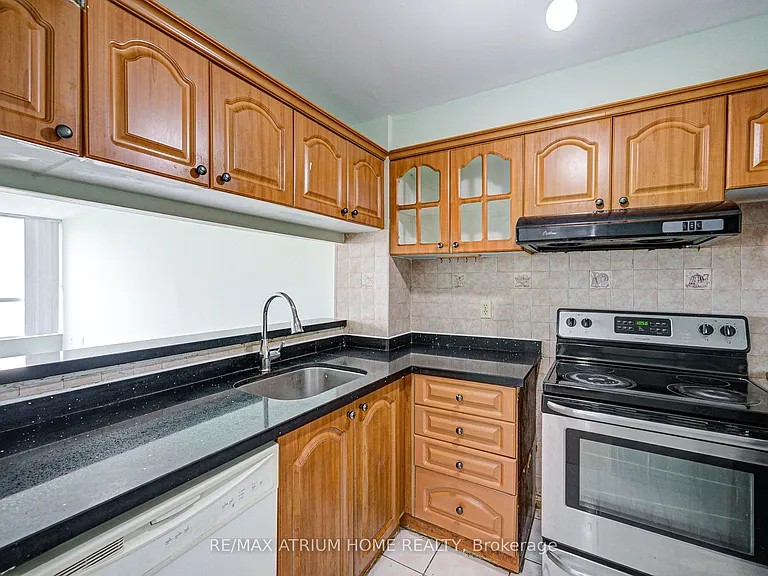 3050 Ellesmere Rd #1515 — Photo 6